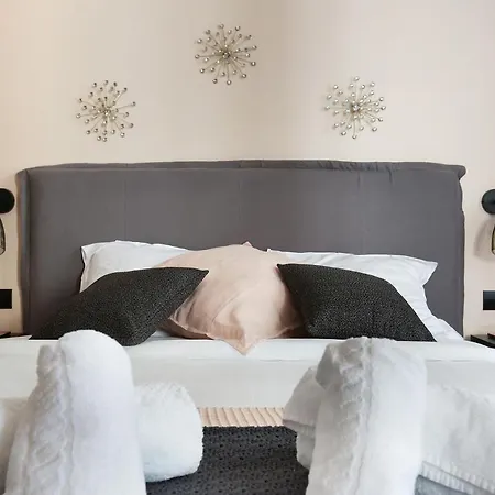 Opera By Prestige * Paris